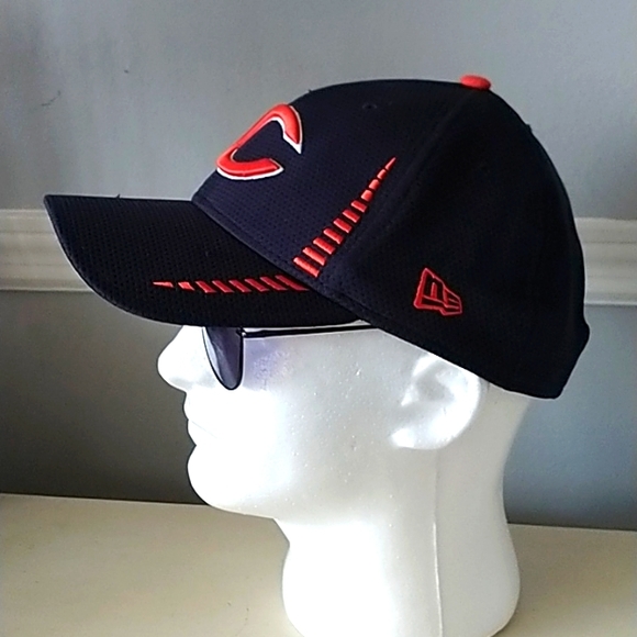 New Era Men's NFL Chicago Bears Sideline 9Forty Navy GSH Snapback Hat - Picture 3 of 11